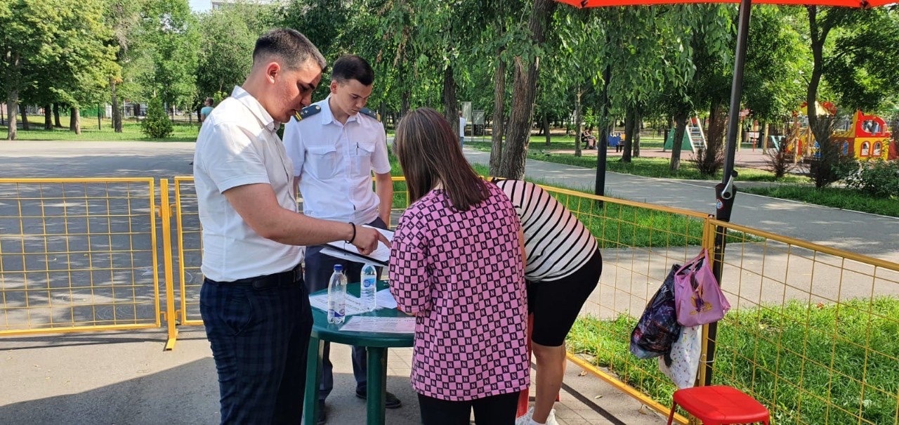 Выявлены факты  нарушения порядка и условий размещения аттракционов на территории Заводского района.