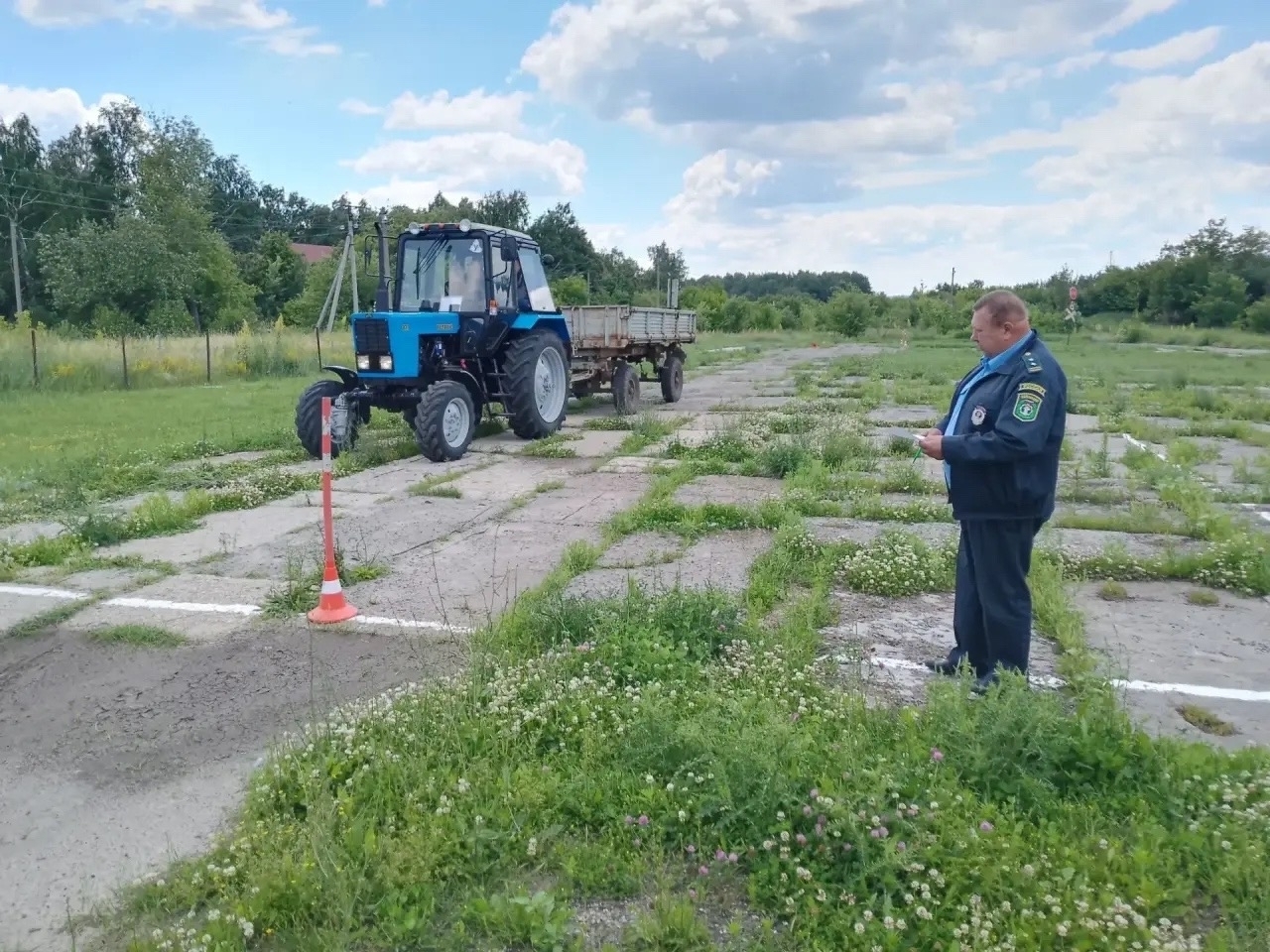 Экзамен на право управления самоходной техникой
