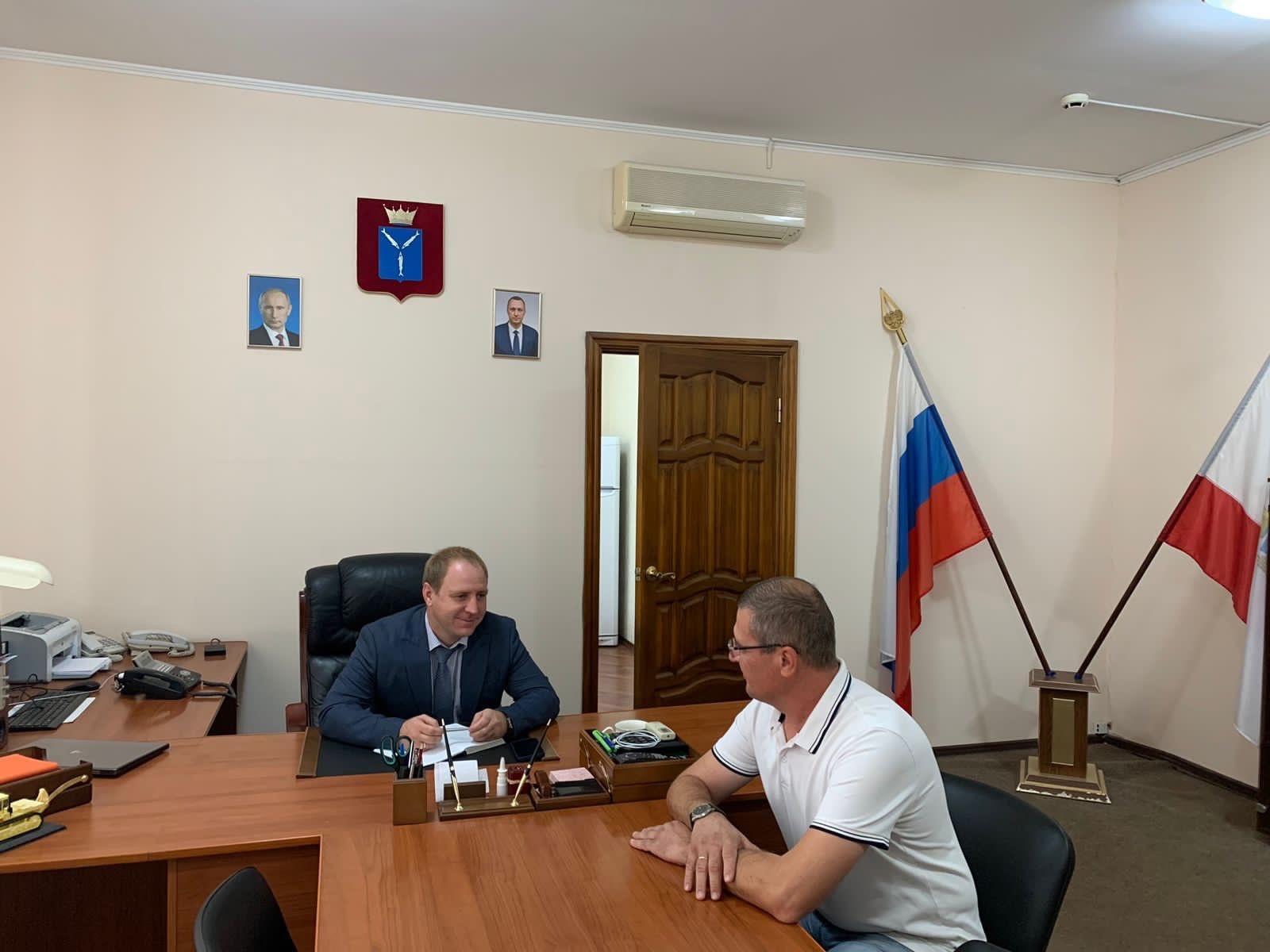 Руководитель инспекции  Николай Ченцов провёл личный приём граждан.